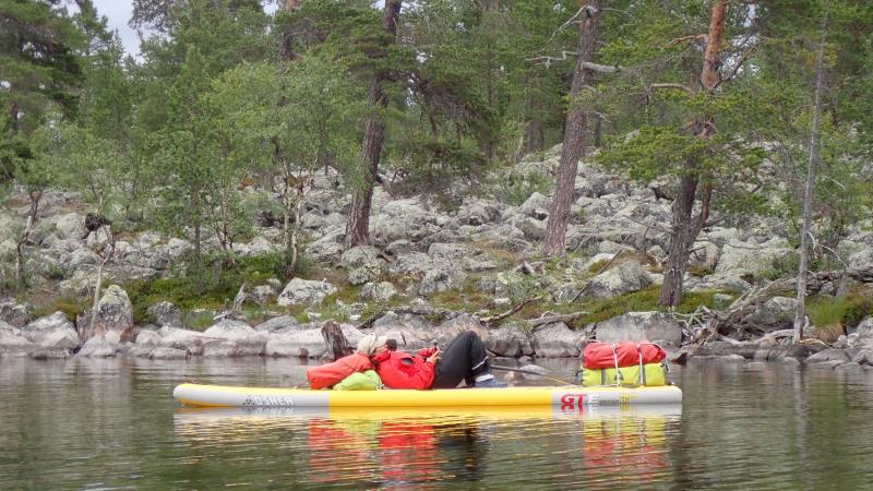 SUP siesta, north end Inari lake